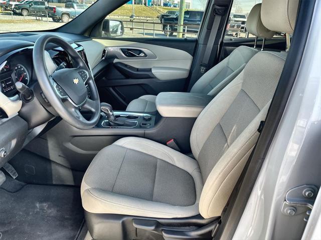 used 2022 Chevrolet Traverse car, priced at $29,998