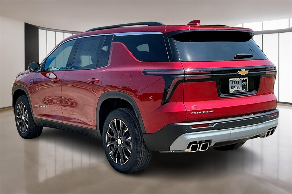 new 2025 Chevrolet Traverse car, priced at $49,924