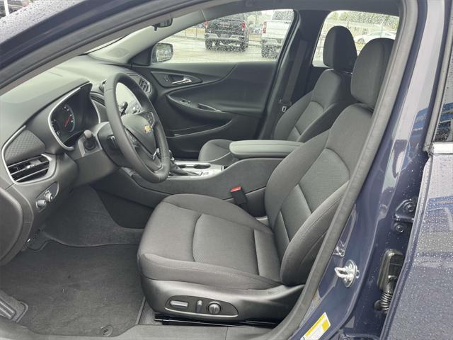 new 2025 Chevrolet Malibu car, priced at $30,190