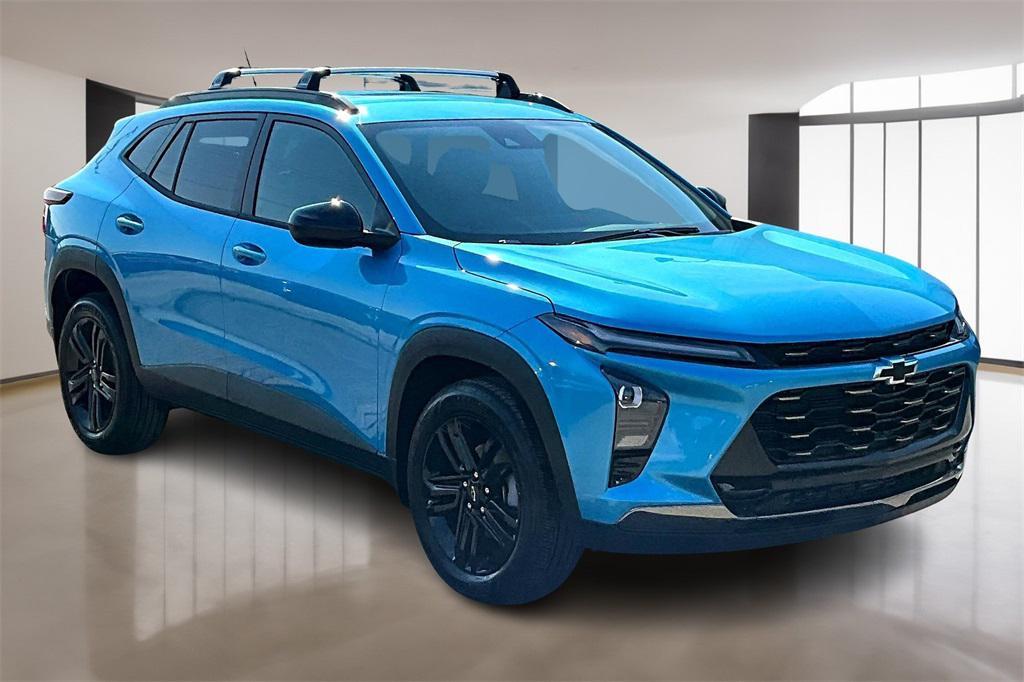 new 2025 Chevrolet Trax car, priced at $28,059