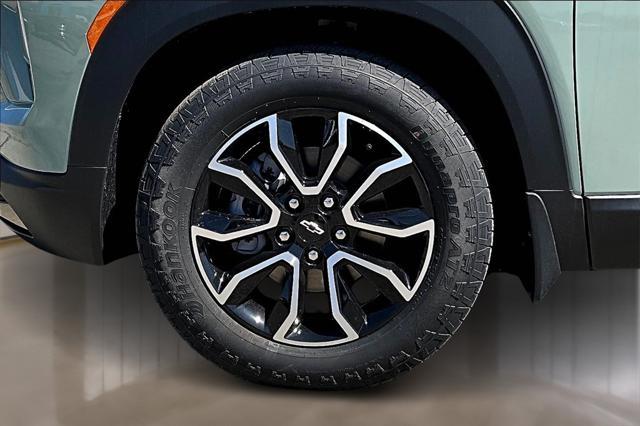 new 2025 Chevrolet TrailBlazer car, priced at $32,500