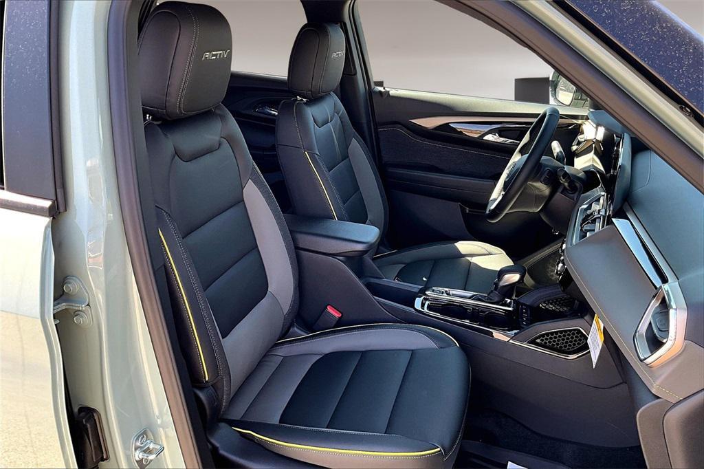 new 2025 Chevrolet TrailBlazer car, priced at $32,500