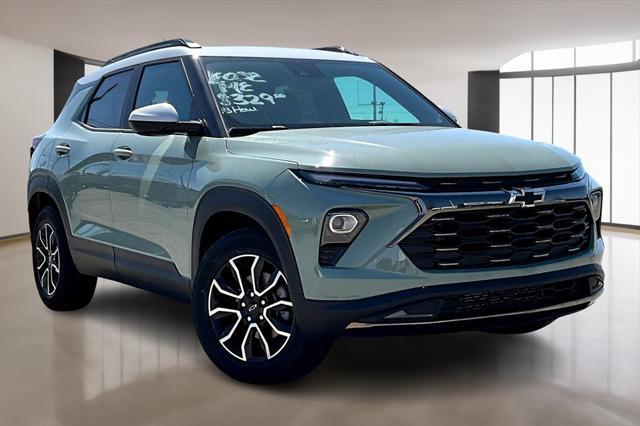 new 2025 Chevrolet TrailBlazer car, priced at $32,500