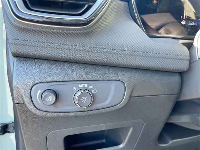 used 2025 Chevrolet TrailBlazer car, priced at $25,799