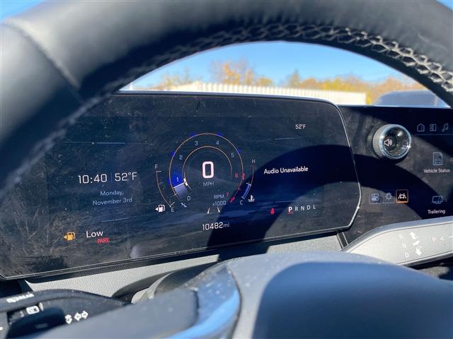 used 2025 Chevrolet Traverse car, priced at $39,699