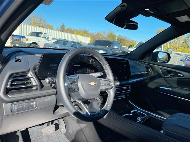 used 2025 Chevrolet Traverse car, priced at $39,699