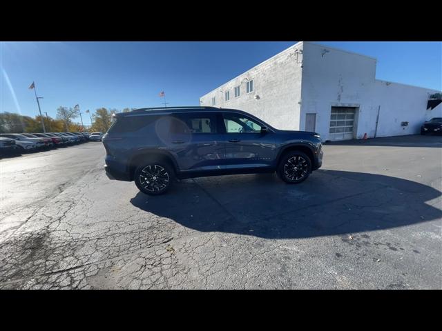 used 2025 Chevrolet Traverse car, priced at $39,699