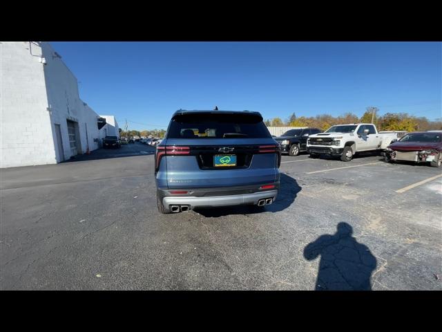 used 2025 Chevrolet Traverse car, priced at $39,699