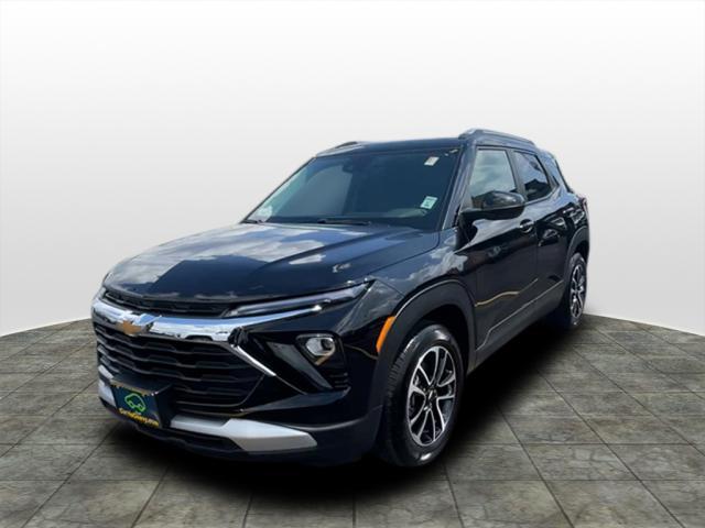 used 2025 Chevrolet TrailBlazer car, priced at $23,499