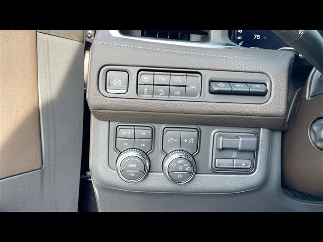 used 2024 GMC Yukon car, priced at $74,999