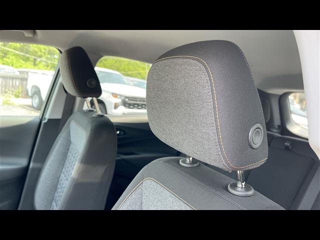 used 2024 Chevrolet Equinox car, priced at $25,523