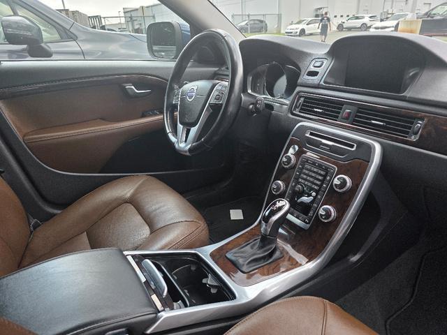used 2015 Volvo XC70 car, priced at $19,471