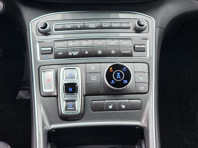 used 2023 Hyundai Santa Fe car, priced at $28,142