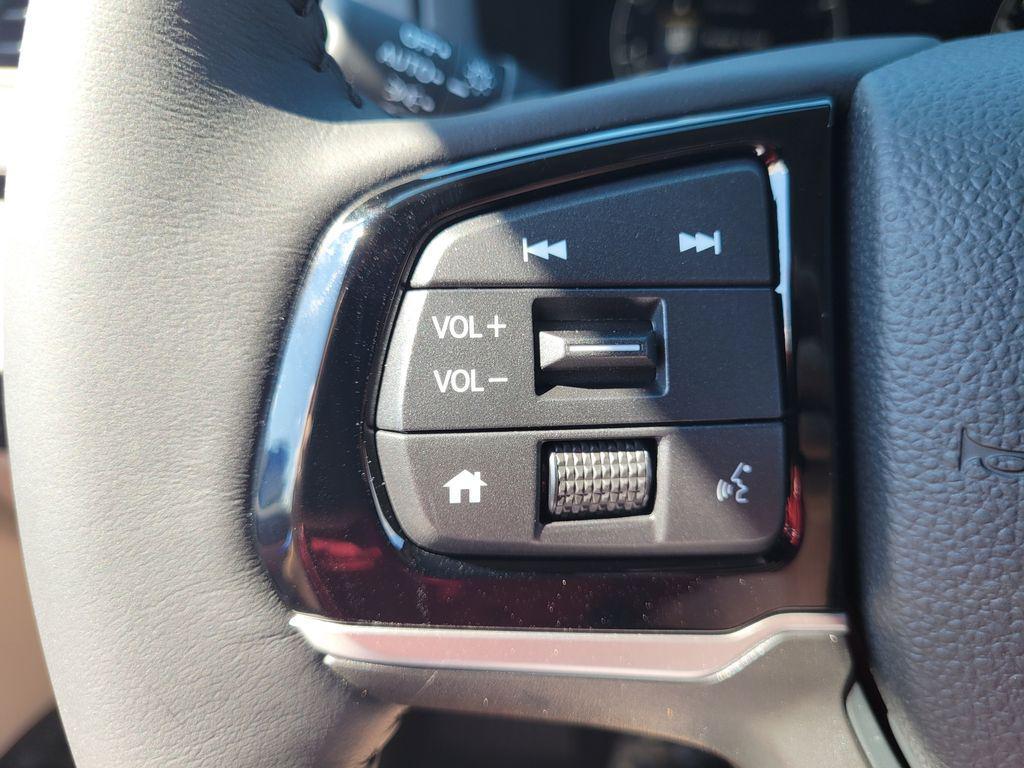 new 2026 Honda Odyssey car, priced at $45,685