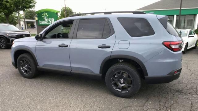 new 2025 Honda Pilot car, priced at $51,305