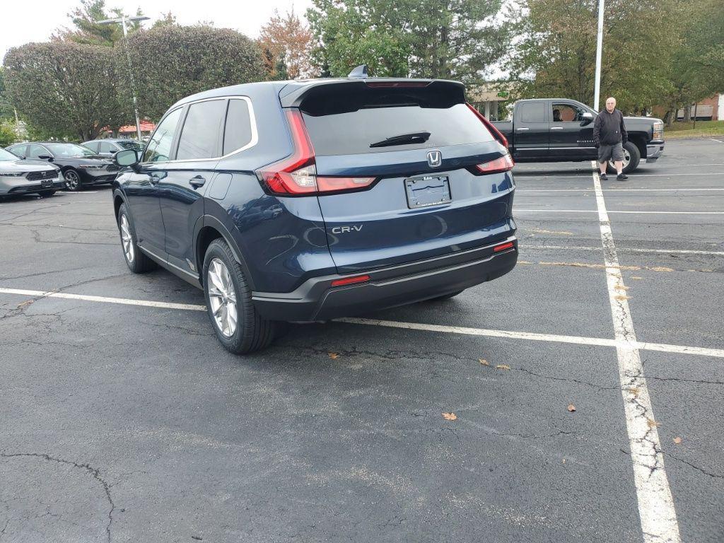 used 2023 Honda CR-V car, priced at $30,995
