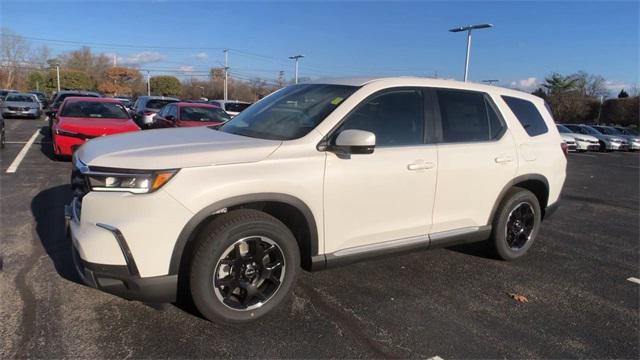 new 2025 Honda Pilot car, priced at $49,350