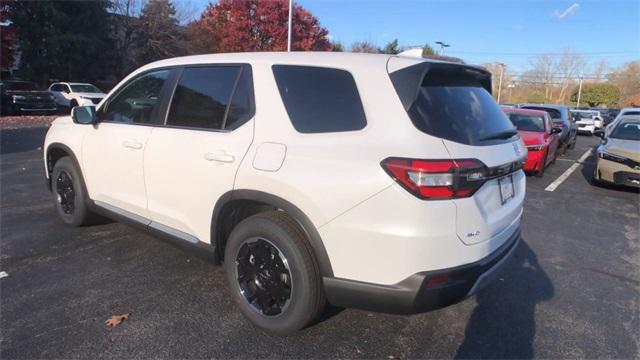 new 2025 Honda Pilot car, priced at $49,350