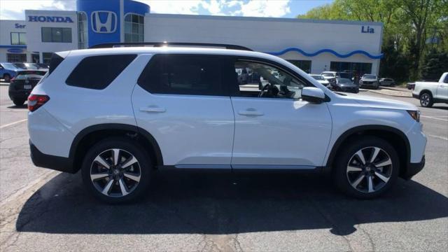new 2025 Honda Pilot car, priced at $51,505