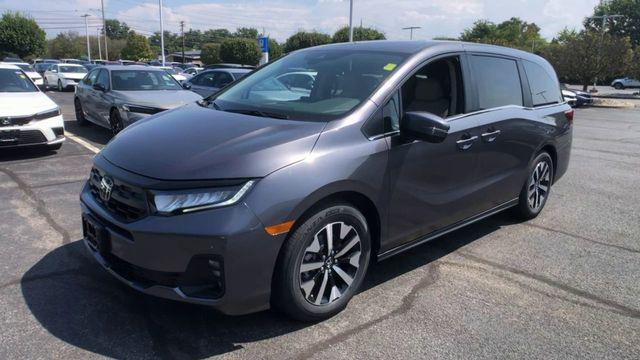 new 2025 Honda Odyssey car, priced at $43,670