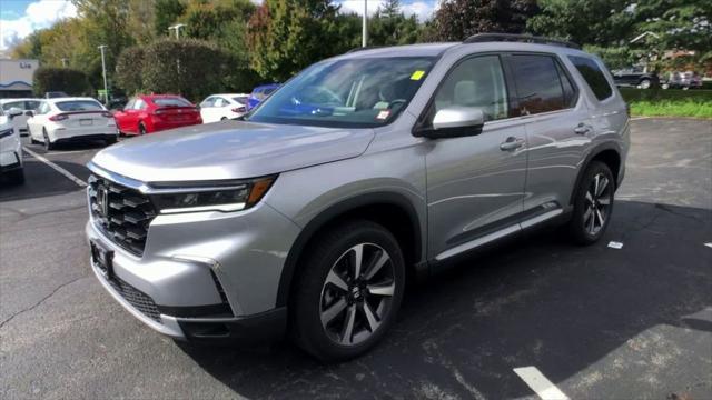 new 2025 Honda Pilot car, priced at $51,050