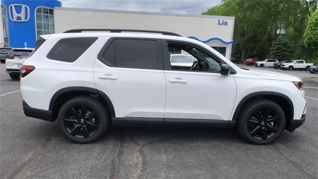 new 2025 Honda Pilot car, priced at $56,430