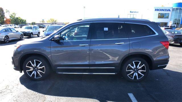 used 2022 Honda Pilot car, priced at $34,995