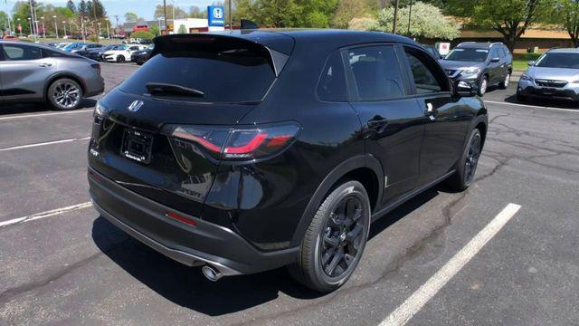 new 2025 Honda HR-V car, priced at $30,350