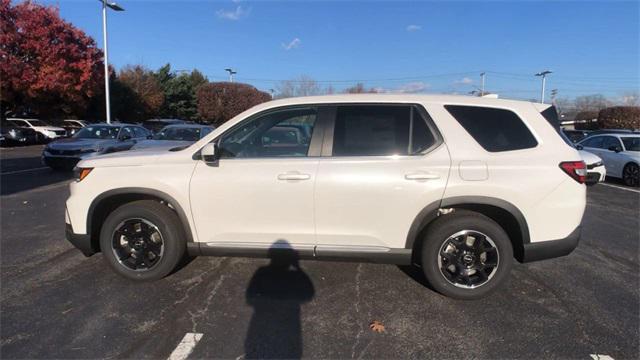 new 2025 Honda Pilot car, priced at $49,350