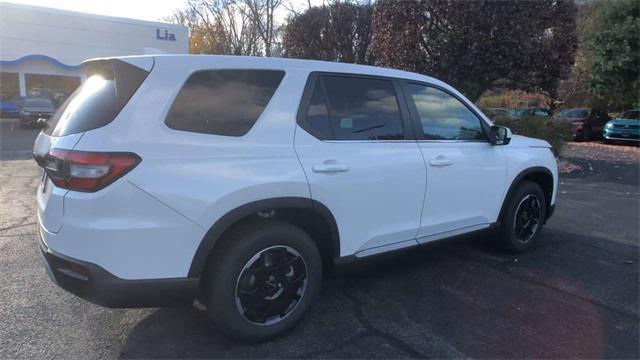 new 2025 Honda Pilot car, priced at $49,350