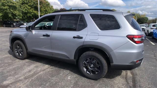 new 2025 Honda Pilot car, priced at $50,975