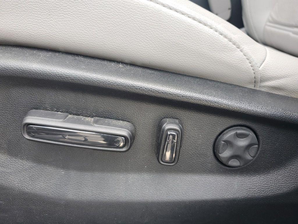 used 2022 Honda CR-V car, priced at $27,995