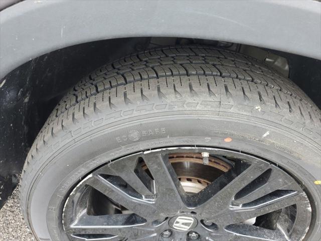 used 2022 Honda Pilot car, priced at $34,995