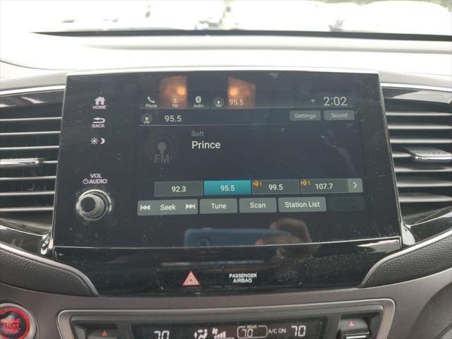 used 2022 Honda Pilot car, priced at $34,995