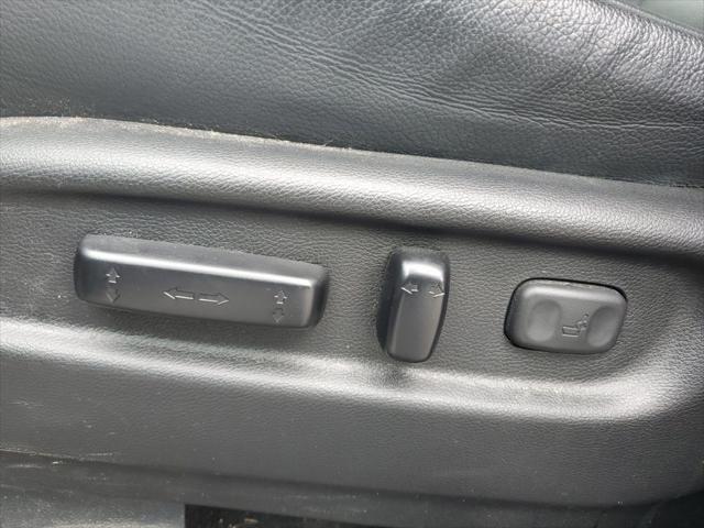 used 2022 Honda Pilot car, priced at $34,995