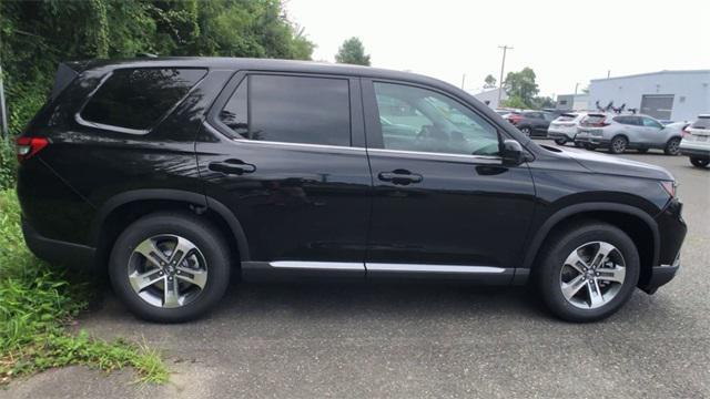 new 2025 Honda Pilot car, priced at $46,995