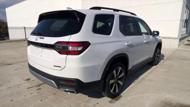 new 2025 Honda Pilot car, priced at $51,505