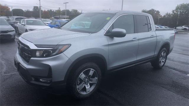 new 2025 Honda Ridgeline car, priced at $46,075