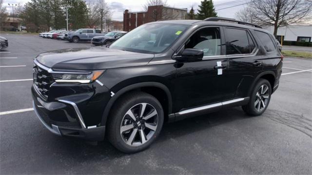 new 2025 Honda Pilot car, priced at $50,995