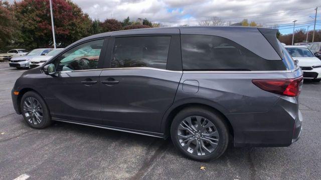 new 2025 Honda Odyssey car, priced at $48,005