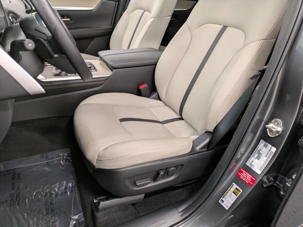 used 2025 Mazda CX-90 car, priced at $37,900