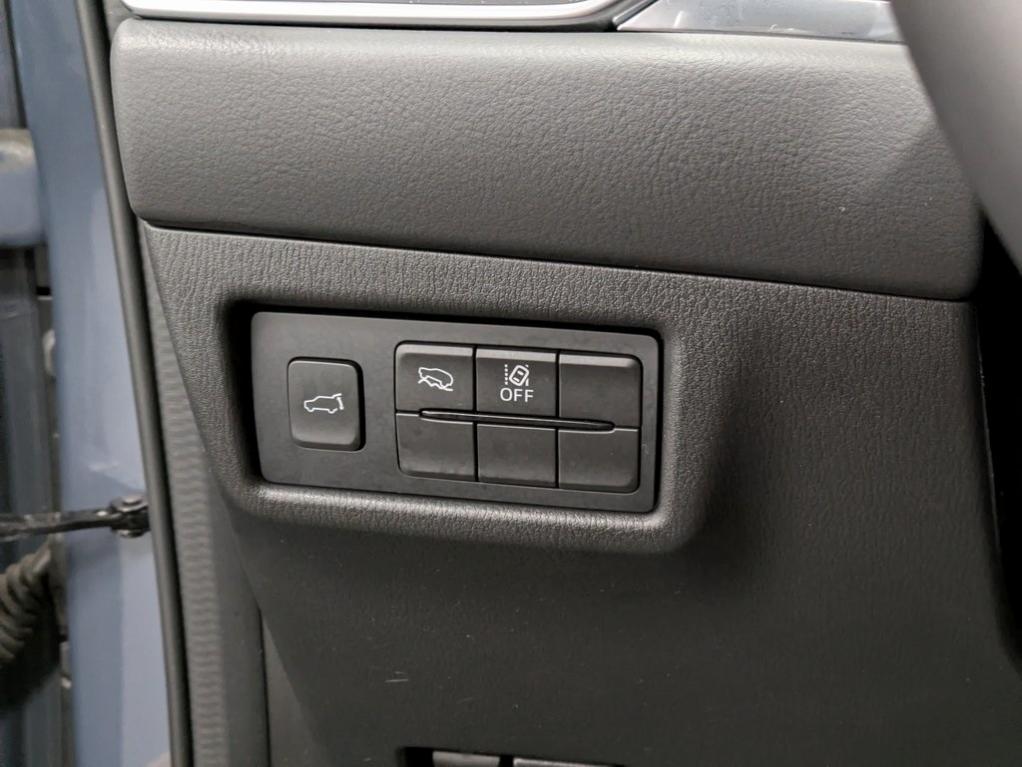 used 2023 Mazda CX-5 car, priced at $25,900