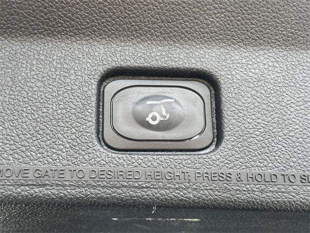 used 2018 Jeep Renegade car, priced at $13,491