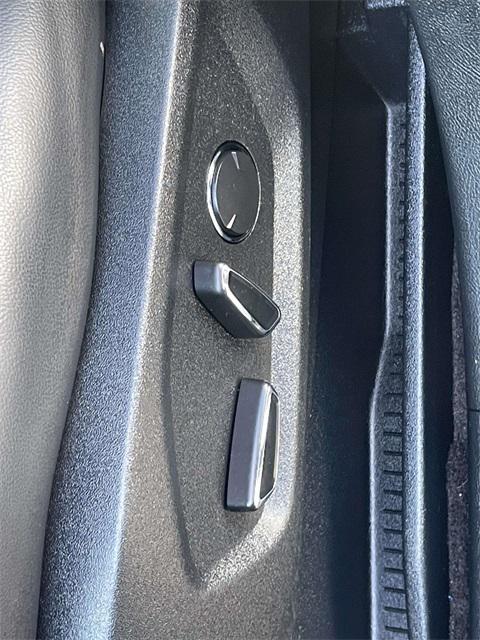 used 2019 Ford Edge car, priced at $18,250