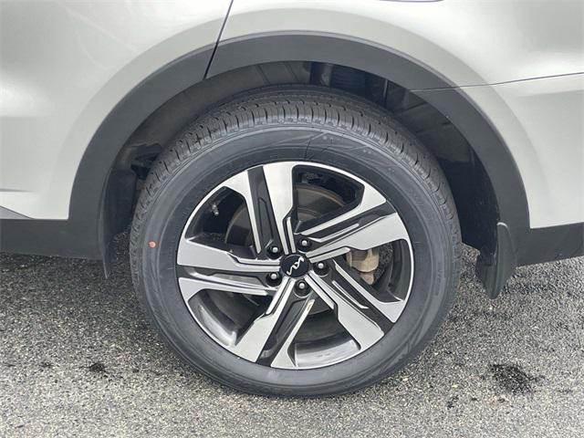 used 2022 Kia Sorento Hybrid car, priced at $26,500