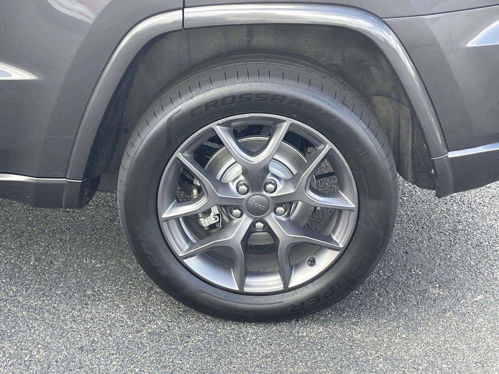 used 2021 Jeep Grand Cherokee car, priced at $27,160