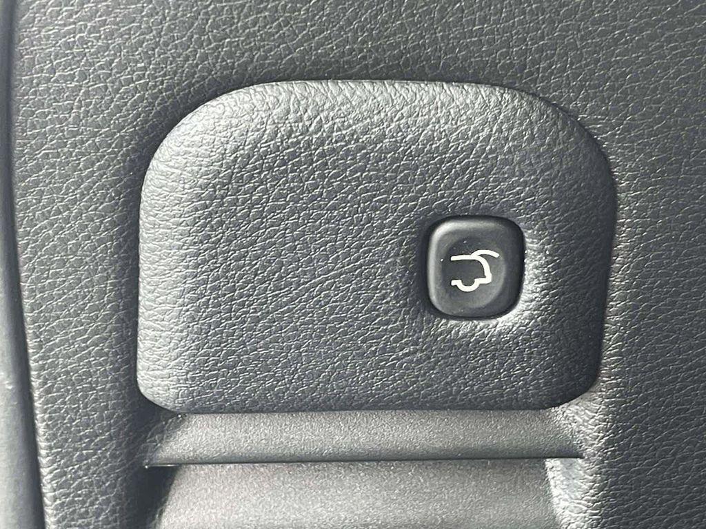 used 2021 Jeep Grand Cherokee car, priced at $27,160