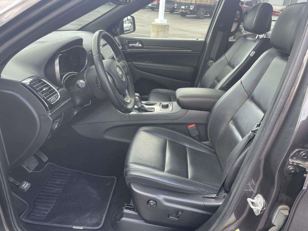 used 2021 Jeep Grand Cherokee car, priced at $27,160