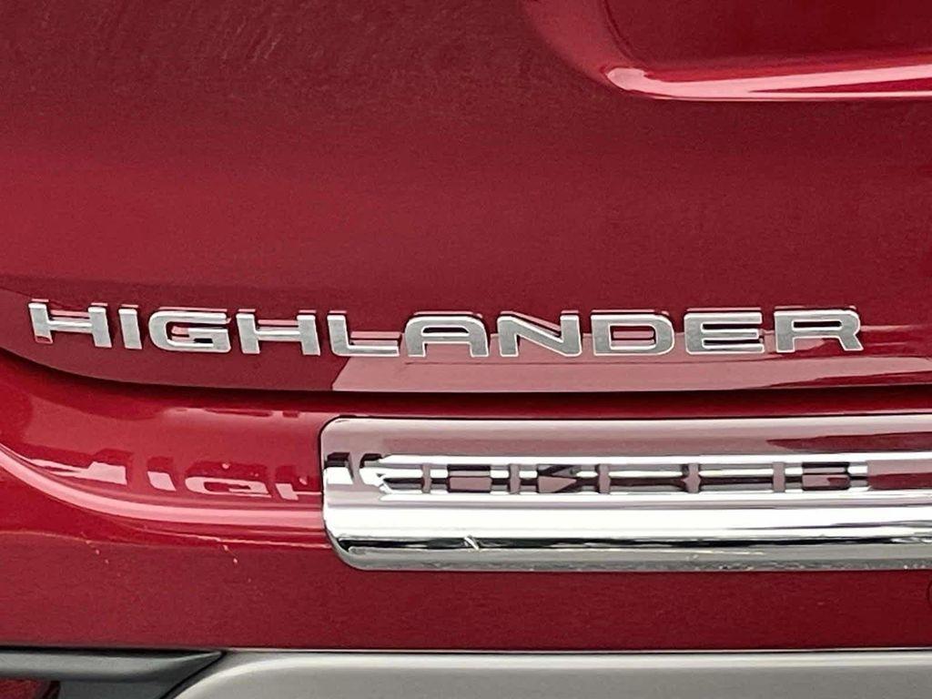 new 2026 Toyota Highlander car, priced at $54,146