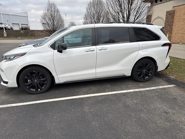 used 2022 Toyota Sienna car, priced at $42,991